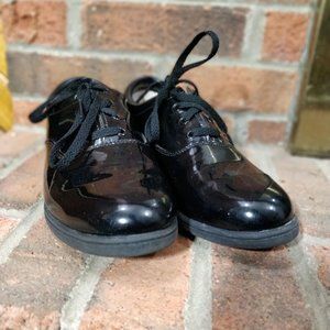 DINKLES Formal Shoes Unisex Mens 7.5/ Womens 9.5